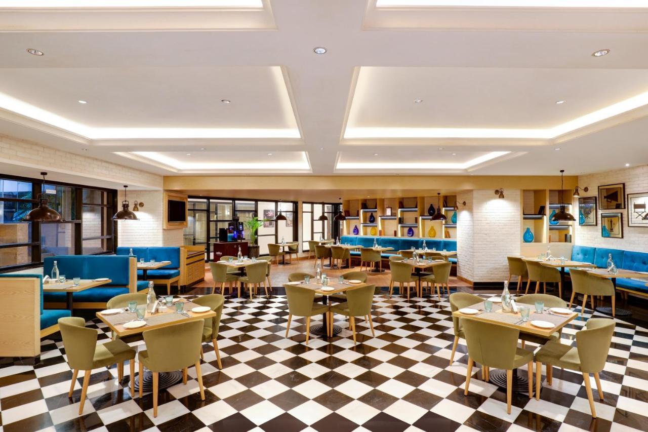 Lemon Tree Premier, Mumbai International Airport Ξενοδοχείο Εξωτερικό φωτογραφία